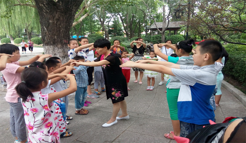 传统文化经典诵读大赛学生济南游学