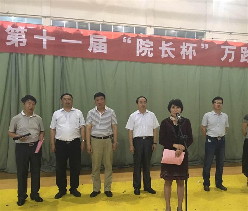 张总出席山东农业大学第十一届万路达“院长杯”羽毛球大赛，并发表开幕词